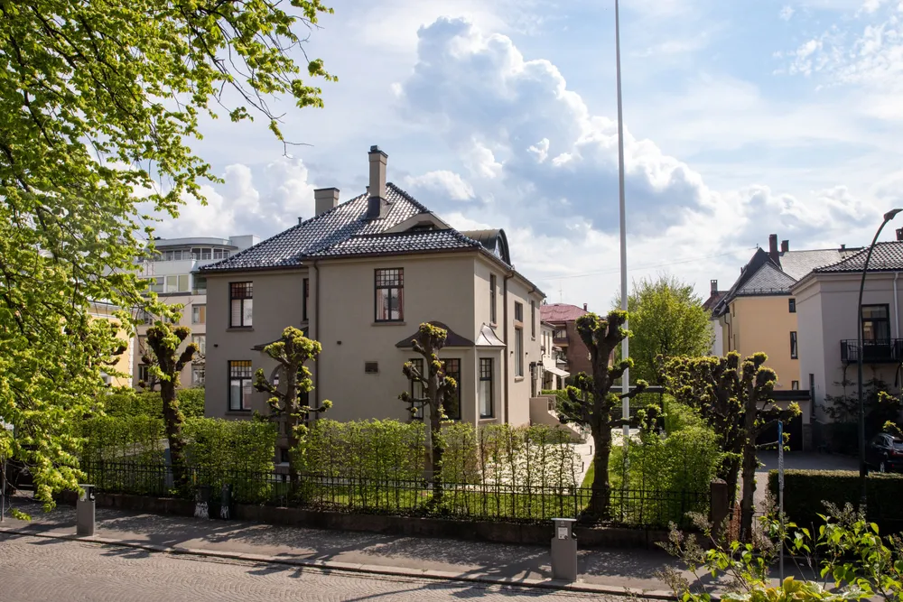 Bik Bok-gründer og milliardær Kenneth Sandvold har i flere måneder forsøkt å leie ut luksusvillaen på Frogner. Nå har han redusert prisen med en fjerdedel.
