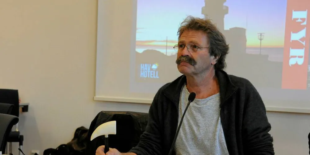 JOBBER VIDERE: – Vi hadde håpet å komme i land med en organisasjonsmodell. Jeg synes det er trist at vi er der vi er, sier Frode Christiansen, nestformann i styret til Fiskerlaget Sør. Her fra årsmøtet for to år siden. Foto: Kjersti Kvile
