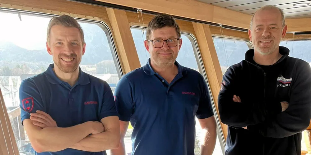 «Havsnurp» er overlevert til Havsnurp AS, som er eid av familiene Stølen og Hole fra Midsund. Til venstre: Tor Inge Stølen, Jan André Stølen og Ken Arve Hole.