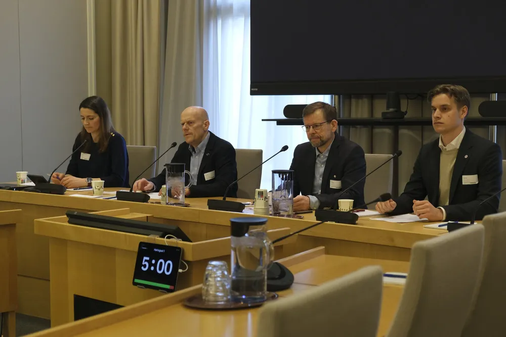 Fra venstre: Karoline Skaar Amthor (Sjømat Norge), Ketil Rykhus (Sjømat Norge), Torfinn Evensen (Norske Lakseelver) og Johann Martin Krüger (Sjømatbedriftene)