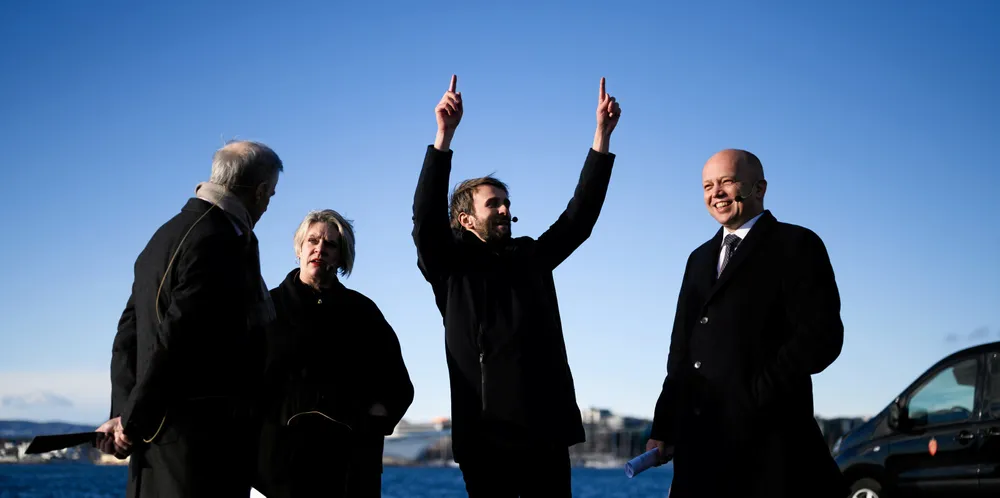 Fiskarlaget advarer mot en utbygging av vindmøller på Brage feltet. Fra venstre: Olje- og energiminister Marte Mjøs Persen, statsminister Jonas Gahr Støre, finansminister Trygve Slagsvold Vedum, næringsminister Jan Christian Vestre i forbindelse med regjeringas satsing på havvind.