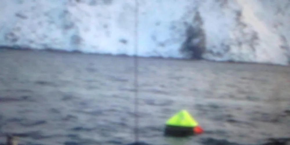 Sjarken sank innen Redningsselskapet kom til stedet. Foto: RS «Odin»