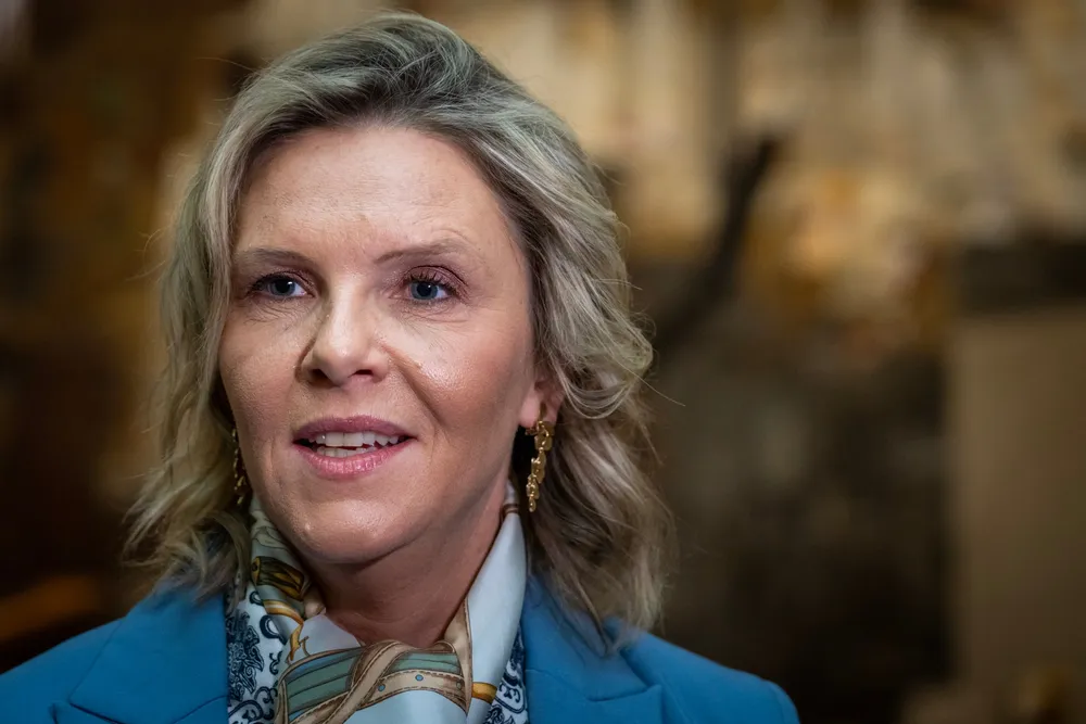 Frp-leder Sylvi Listhaug varsler flere nye strømforslag i Stortinget.