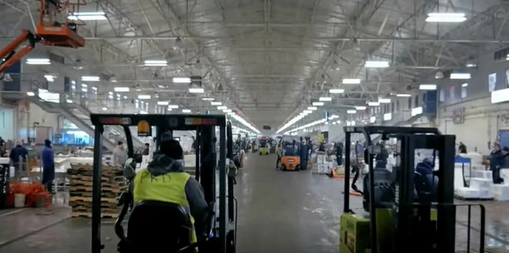 Fulton Fish Market in action from a 2015 YouTube video.