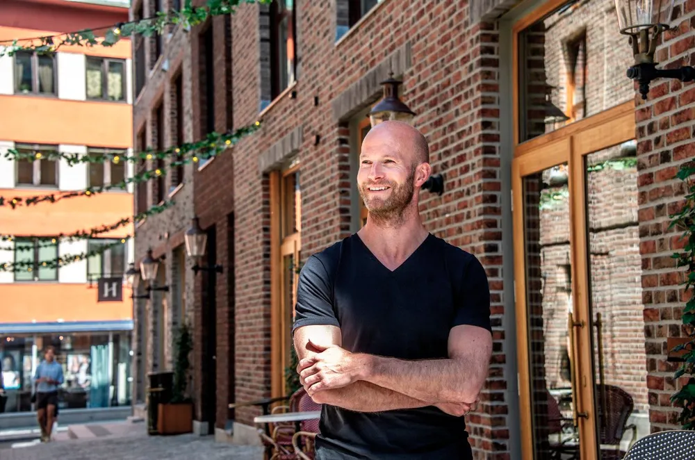 Sander Grundvigs eiendomsselskap har blant annet bygget opp Nygaardsplassen i Fredrikstad. Bildet er fra mindre dystre tider.