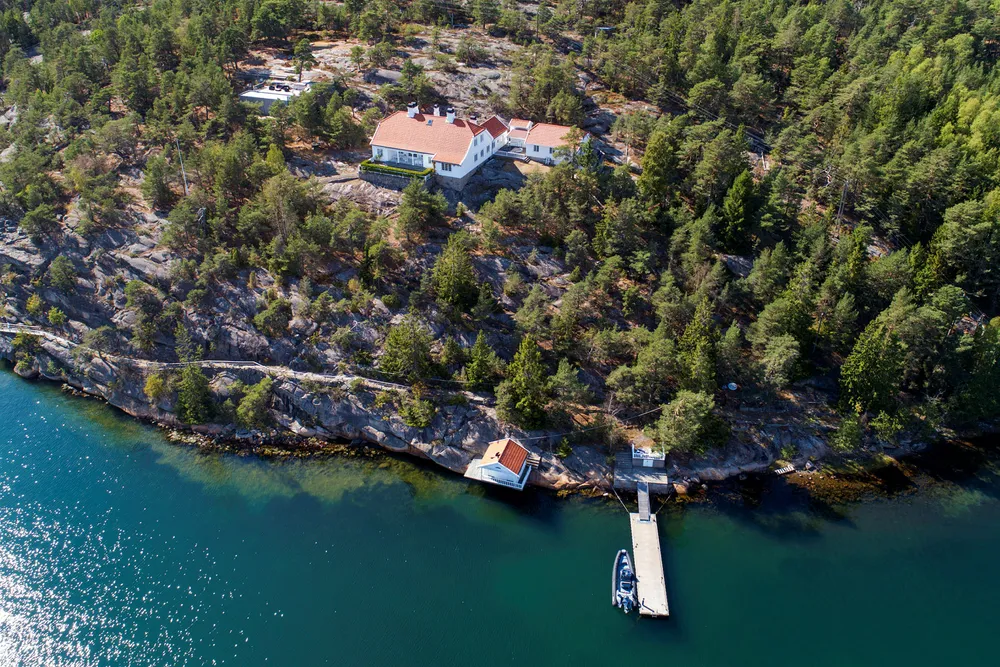 Bloksbjerg ligger på Hankø i Østfold.