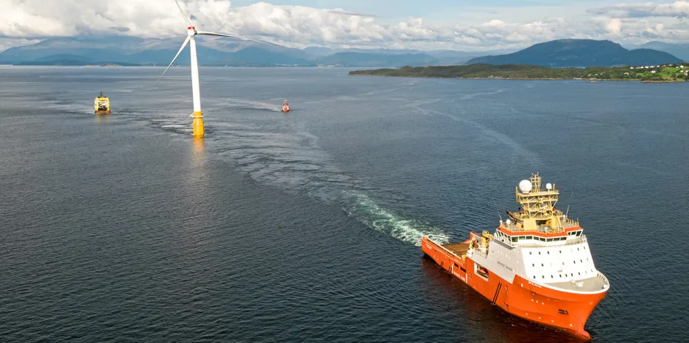 Turbinene på 6 MW vil bli slept tilbake til Wergeland-verftet på vestkysten av Norge som en del av et vedlikeholdsprogram som sannsynligvis vil ta rundt fire måneder.