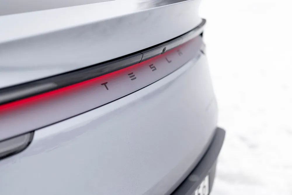 Elon Musk inntreden i amerikansk politikk har gått hardt utover Tesla-salget i Europa. Nå er Tesla Model Y på salgstoppen etter rentekampanje.