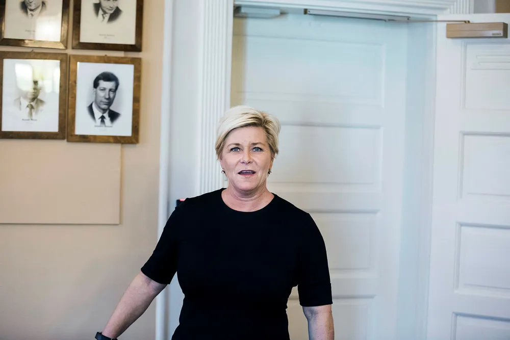Siv Jensen leier en hytte med egen brygge og badehus for 40.000 kroner i året.