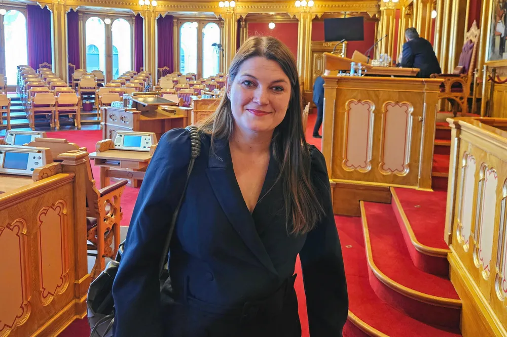 Næringsminister Cecilie Myrseth (Ap) skal bestemme framtiden til fastprisavtalene som er oppkalt etter hennes forgjenger Lars Christian Vestre. – Det haster, mener Lyse.