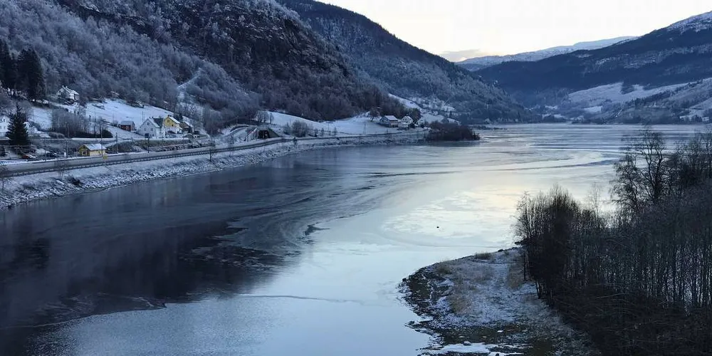 VOSSOVASSDRAGET: Her har laksebestanden har vært kritisk truet siden begynnelsen av 1990-tallet.Foto: Kjersti Sandvik