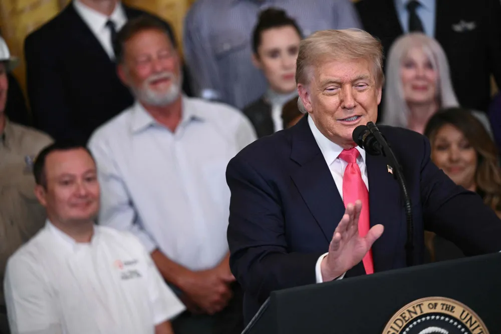 President Donald Trump bekreftet at USA og Kina signerte en oppdatert handelsavtale denne uken, bare to uker etter at landene ble enige om en våpenhvile i handelskonflikten.