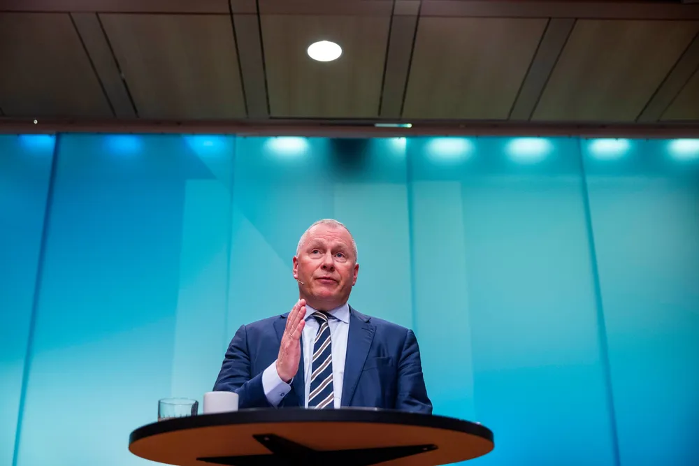 – Jeg vil argumentere for at det nå er mye større risiko i aksjemarkedet enn i det private markedet. Mye større risiko, sa Nicolai Tangen på et internt allmøte nylig. Han har på ingen måte gitt opp å ta fondet inn i unoterte aksjer.