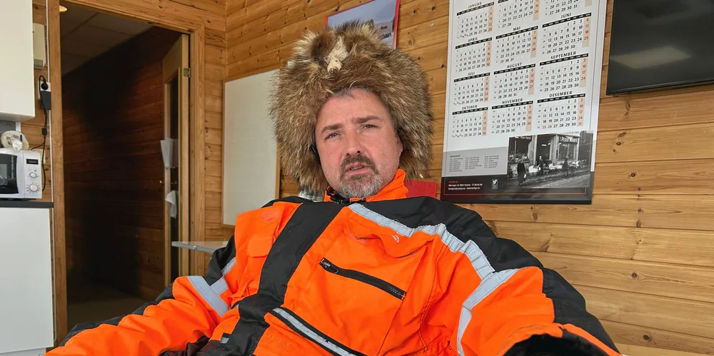 – Vi er ikke med på ferskfiskauksjonen, sier Bengt Pettersen, daglig leder og eier av Joh. H. Pettersen AS i Kvaløyvågen.