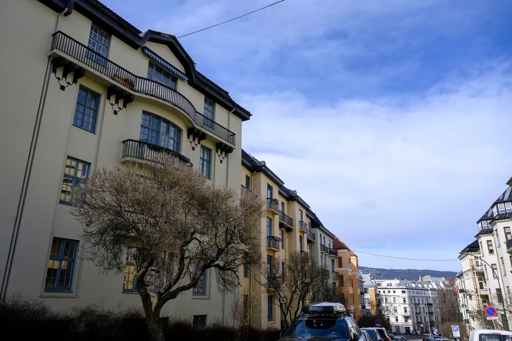 Selv om SSB venter fem rentekutt neste år, blir boligprisveksten moderat, anslår SSB i ferske prognoser.