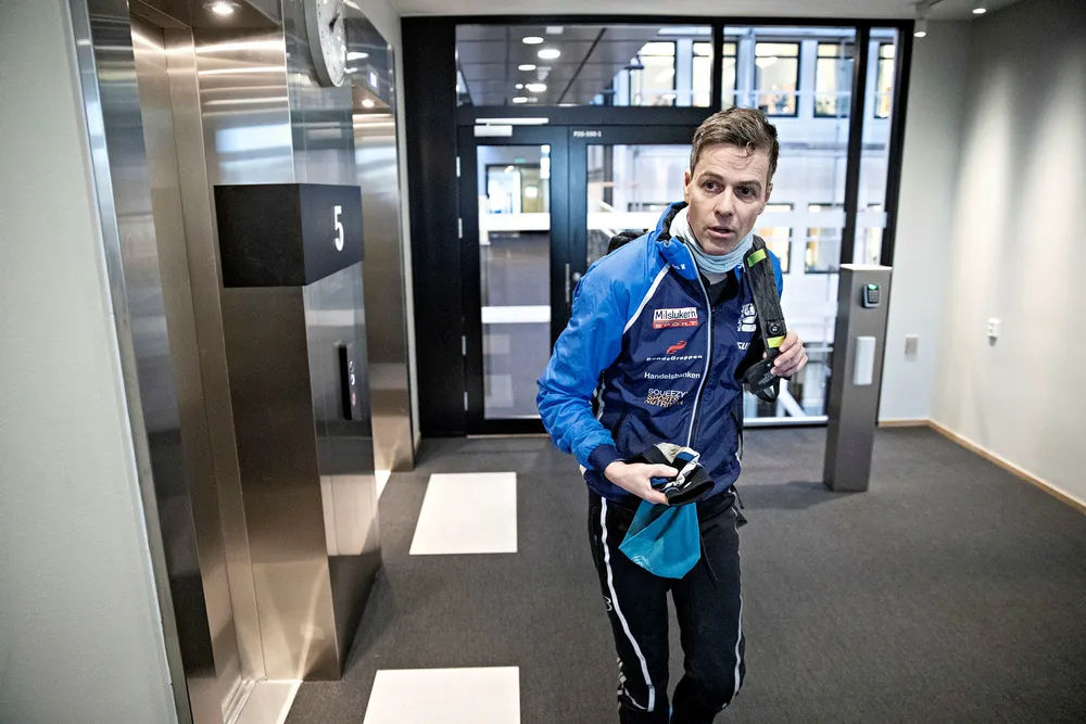 Tidligere KrF-leder Knut Arild Hareide er en ivrig løper. Nå er det et år siden han truet med å gå. Og tapte.