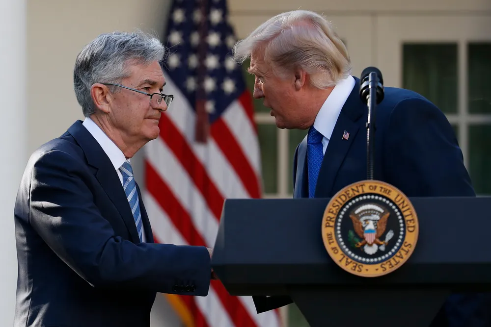 Donald Trump – alias «Donald Duck» – utnevnte i 2017 Jerome Powell som ny sentralbanksjef. Nå vil Trump kvitte seg med Fed-sjefen.