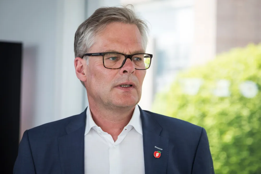En forutsetning for at Frp skal være med på et skatteforlik er at skattenivået må ned, sier Hans Andreas Limi.
