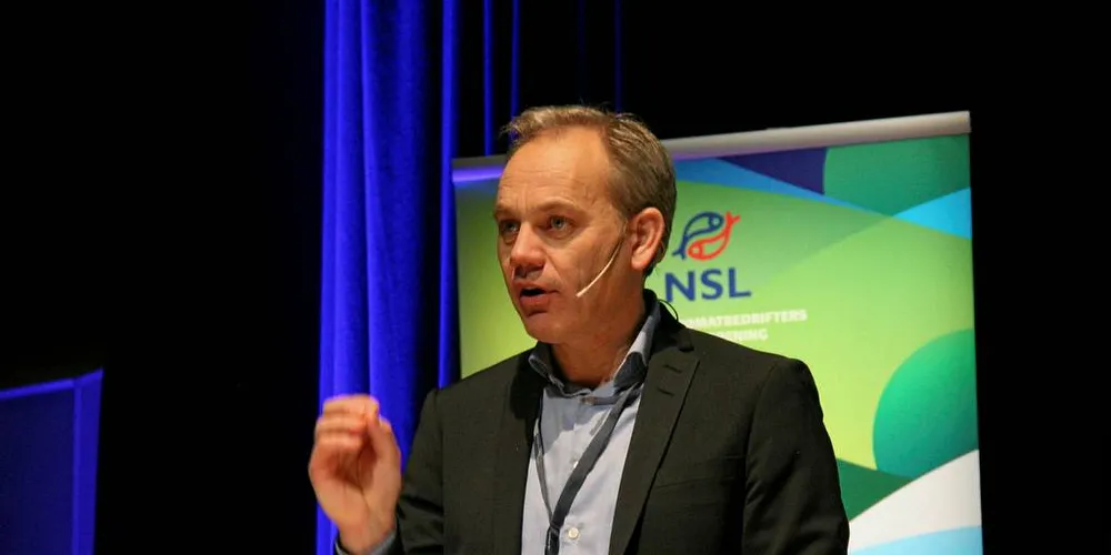 OVERTAR: Administrerende direktør Sverre Søraa og Coast Seafood overtar Roadfeeders. Mye av lakseeksporten kunne stoppet opp om det ikke kom en rask avklaring for selskapet som meldte oppbud onsdag. Arkivfoto.