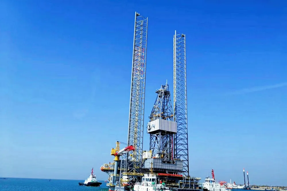 Gulf Driller IV: en route to Bohai Bay