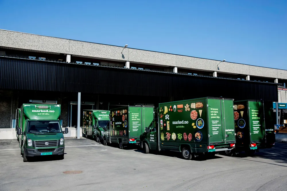 Bilparken til Marked.no var dimensjonert for kraftig vekst, men kundene uteble. Nettbutikken kom opp på samme omsetningsnivå som en stor Rema-butikk før driften ble innstilt etter vel to års drift. Foto: Fredrik Bjerknes