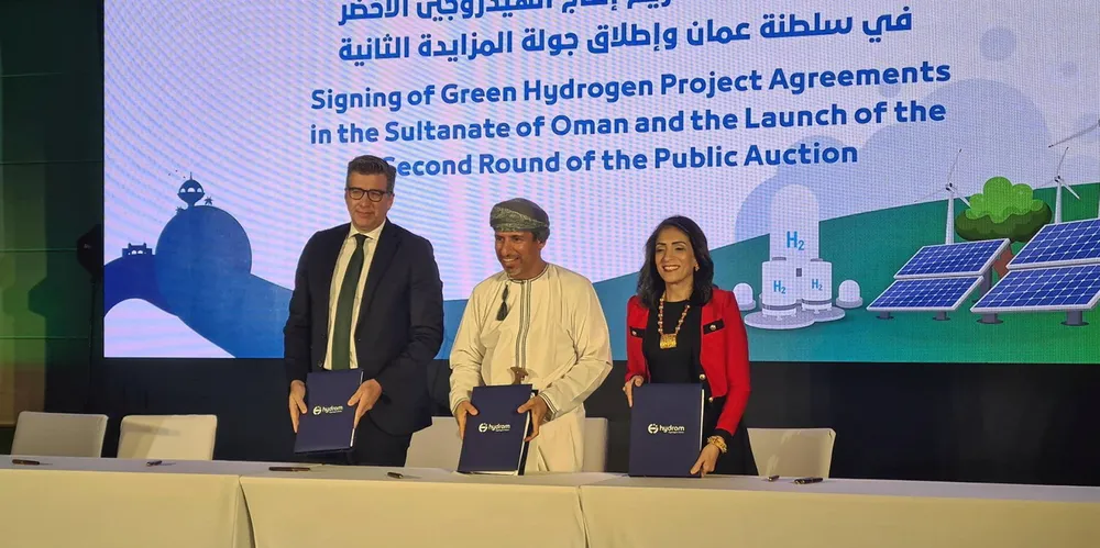 Signing of hydrogen agreements by DEME and Oman.