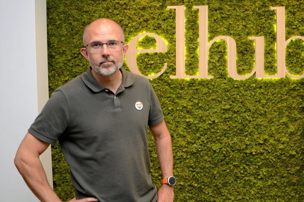 Elhub-sjef Sigbjørn Høgne mener selskapet han leder trenger 420 millioner kroner i året fram til 2028. Får han det som han vil, betyr det at Elhubs gebyrer øker fra nyttår.