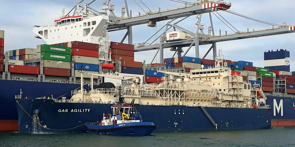 The Gas Agility supplied 10,600 cbm of LNG bunkers to the CMA CGM Tenere.
