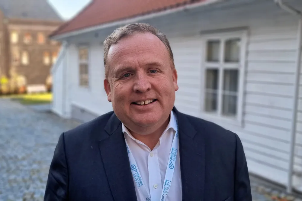 Geir Bjørkeli er oppgitt over at det ikke kan innføres tvang om bruk av norske leverandører i statlige anbud.