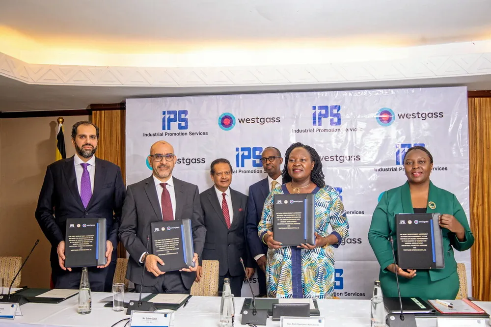 (Right to left) Kinar Kent, CEO pf Westgass; Galeb Gulam, CEO of IPS(Kenya) Ltd; Amin Mawji, Aga Khan Development Network; Odrek Rwabwogo, Chairman of PACEID; Uganda; Ruth Ssentamu Nankabirwa, Minister of Energy and Minerals Development, Uganda; Irene Batebe, Permanent Secretary of Energy and Minerals Development, Uganda