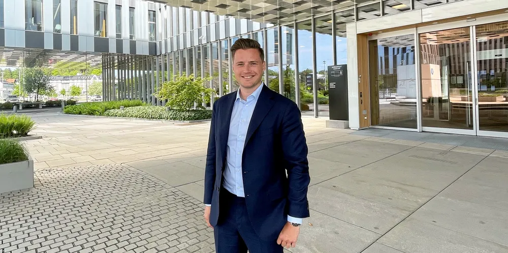 Mathias Reierth har startet opp i ny jobb som kommunikasjonssjef i Aker Horizons.