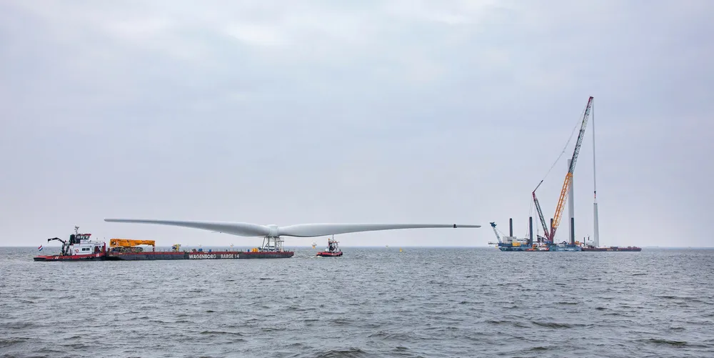 Rotor arrives at construction site of Wind Farm Fryslân