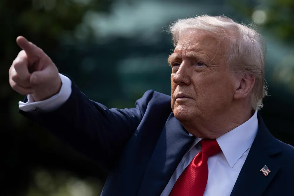 Donald Trump kommer med en klar advarsel til Iran.