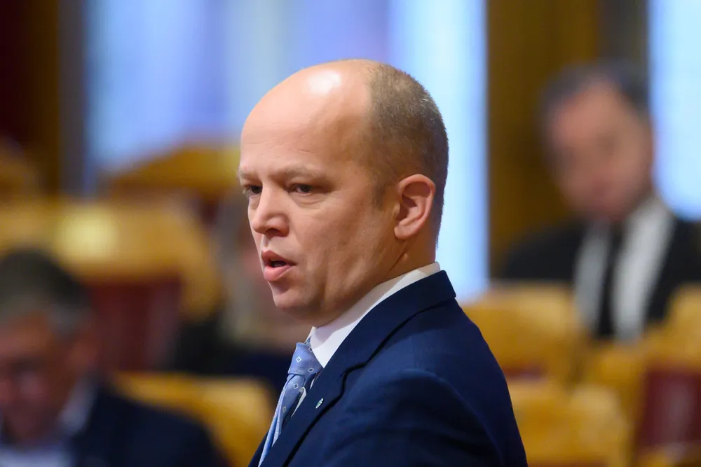 Regjeringen starter arbeidet allerede i dag.