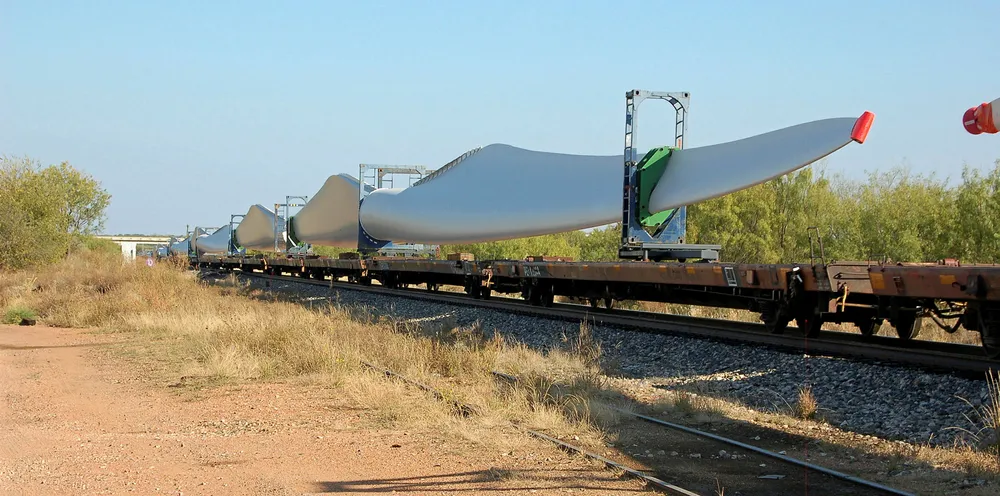 Blade train at Baird, Texas.