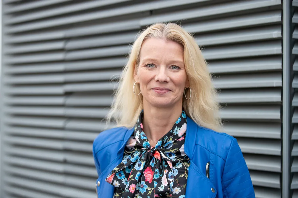 – Jeg tror det er mer sannsynlig at vi får to rentehevinger til neste år enn tre. Blant annet tror jeg rentehevingene kan slå mer ut i boligmarkedet enn sentralbanken nå har lagt til grunn, sier sjeføkonom Kari Due-Andresen i Akershus Eiendom.