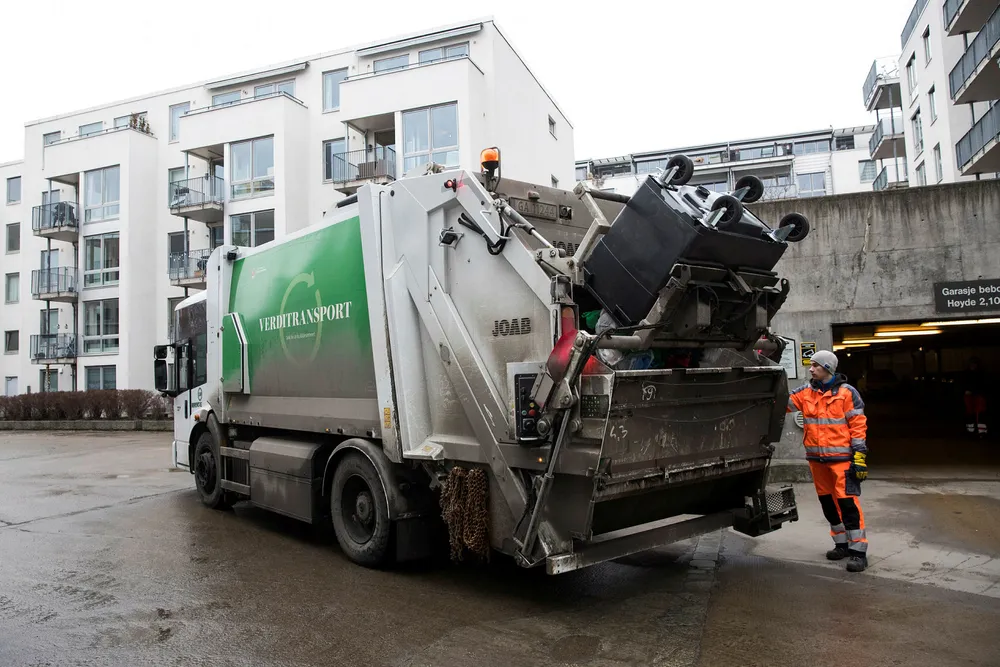Arbeidsgiver er etter loven forpliktet til å ha oversikt over hvor mye den enkelte arbeidstager har arbeidet.