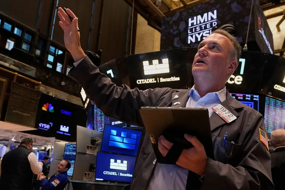 Aksjemegler Jonathan Corpina på handelsgulvet på The New York Stock Exchange (Nyse).