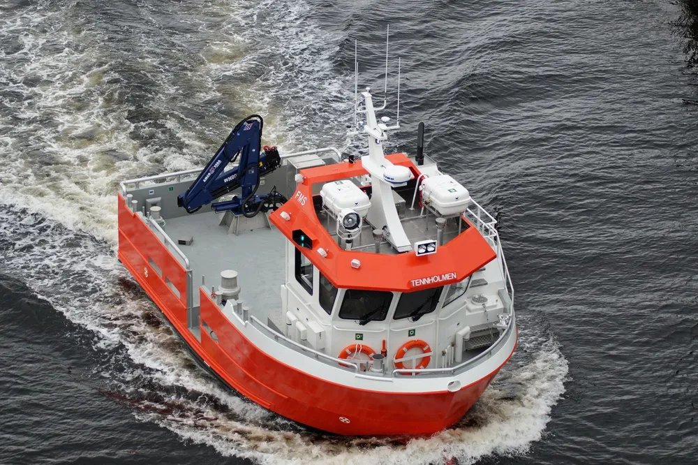 Illustrasjonsfoto viser arbeidsbåten «FollaWork 35 Electric» fra Folla Maritime er hel-elektrisk.
