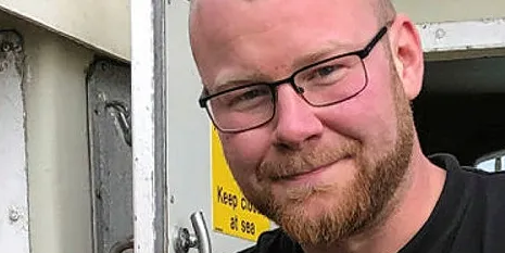 SPENT: Mats Jørgensen fant i fjor sin hemmelige plass for å fangste kongekrabbe like utenfor Tromsø. Men hemmeligheten ble raskt kjent. I år har han blandede følelser hvorvidt det kan bli nok en god kongekrabbesommer like utenfor Tromsø.