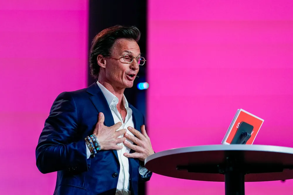 Til Petter Stordalens forsvar skal det sies at det har ikke hjulpet med kraftig økte renter i perioden selskapet har vært børsnotert.