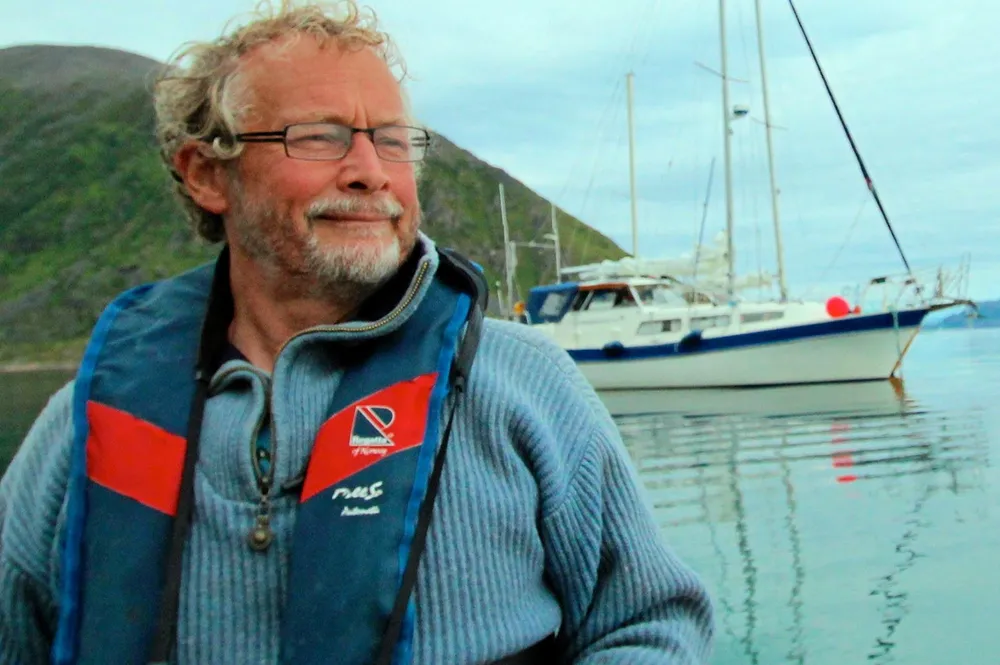 Bjørn Tore Forberg var glad i å seile. I mange år seilte han med seilbåten «Løsti» til Gåshopen.