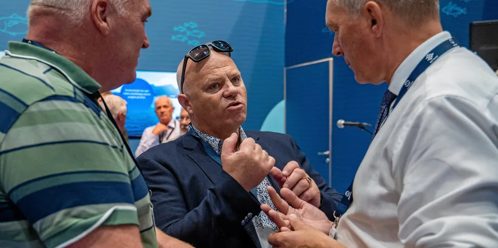 Egil Arne Brochmann fisker fra Alta i dialog med Frank Bakke Jensen og Ulf Garstad fisker fra Rørvik.
