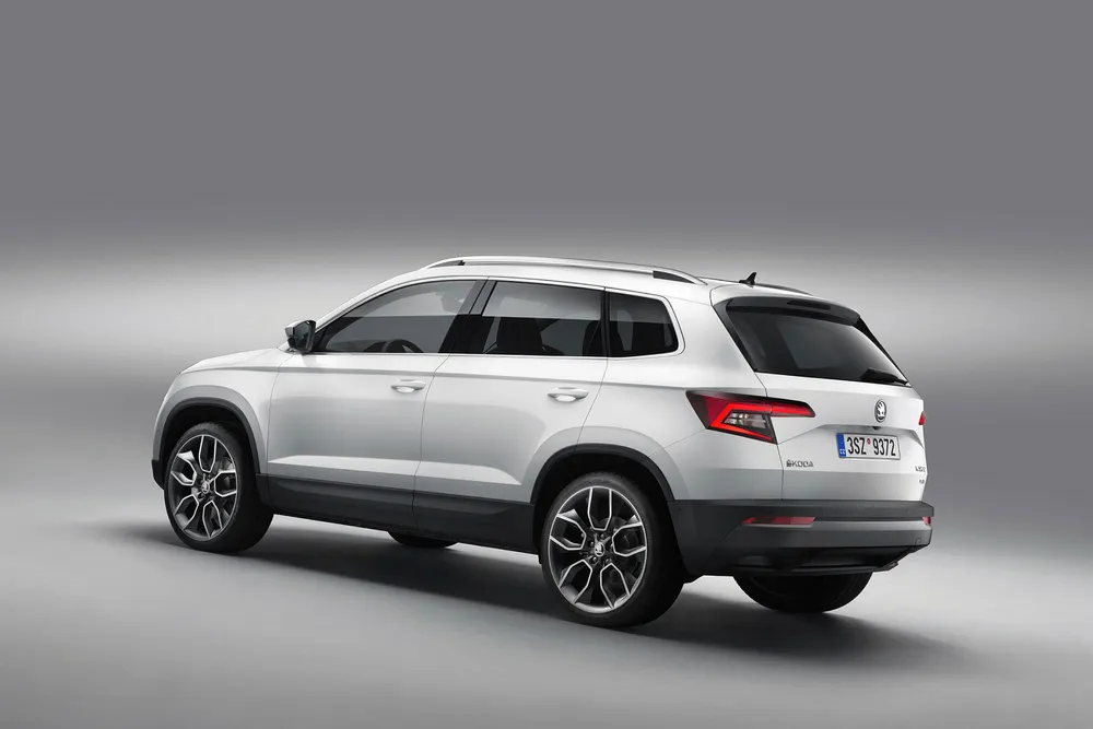 Skoda Karoq er 30 centimeter kortere enn storebror Kodiaq. Foto: Skoda