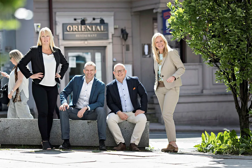 Seniorøkonom Mari O. Mamre i Ny Analyse (fra venstre), forskningssjef Erling Røed Larsen i Eiendomsverdi, administrerende direktør Baard Schumann i Selvaag Bolig og eiendomssjef Tone C. Krange i DNB Eiendom. Foto: Aleksander Nordahl