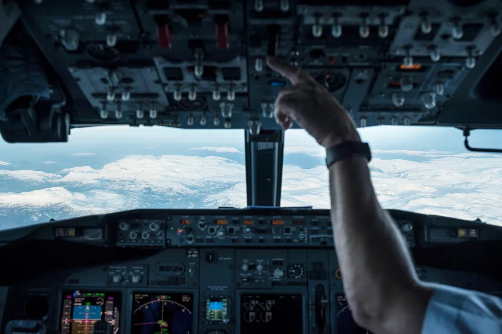 Under pandemien ble 560 SAS-piloter oppsagt. Senere ville SAS gi pilotforeningene en garanti for at alle skulle jobben tilbake i gamle stillinger, i bytte mot at foreningene godtok kostnadskutt. Pilotene sa nei.