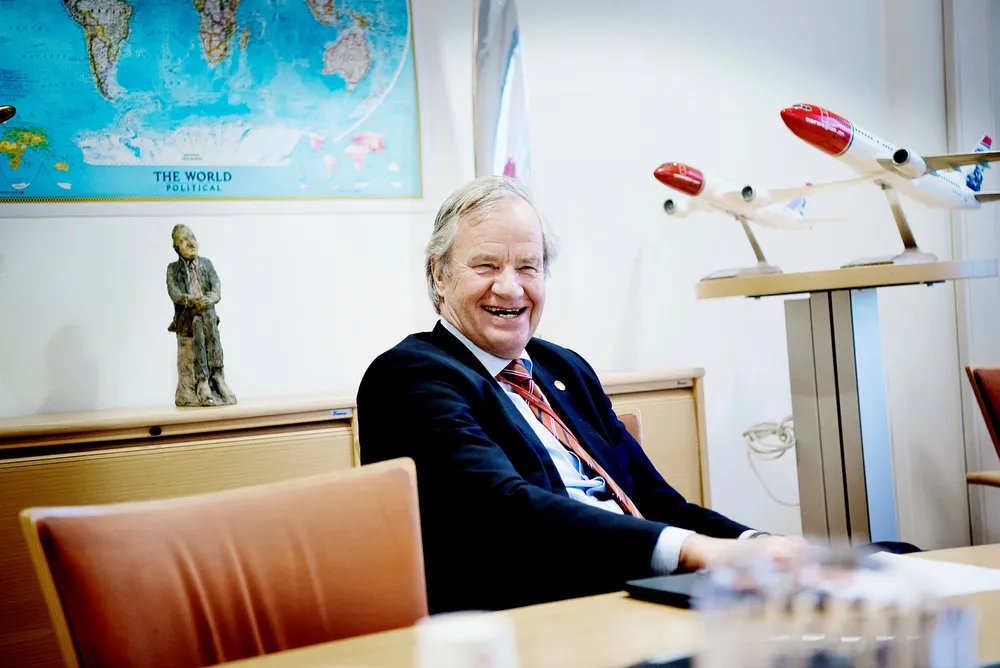 SPÅS SOM BØRSVINNER 2017. Norwegian og toppsjef Bjørn Kjos har måtte se verdiene utvikle seg i motsatt retning av hovedindeksen i 2016. Sålangt i år er Norwegian-aksjen ned nær 13 prosent, mens hovedindeksen er opp over 11 prosent. Foto: Mikaela Berg