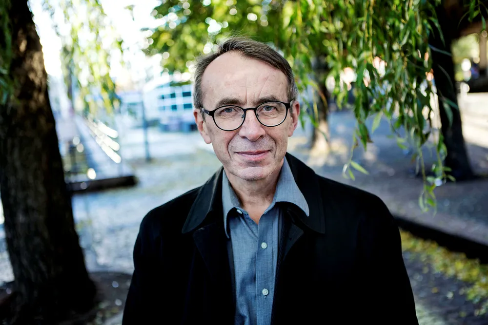 Skatterettsprofessor Ole Gjems-Onstad mener det er gått inflasjon i menneskerettighetene og at de utgjør et demokratisk problem, skriver forfatteren. Foto: Fredrik Bjerkens