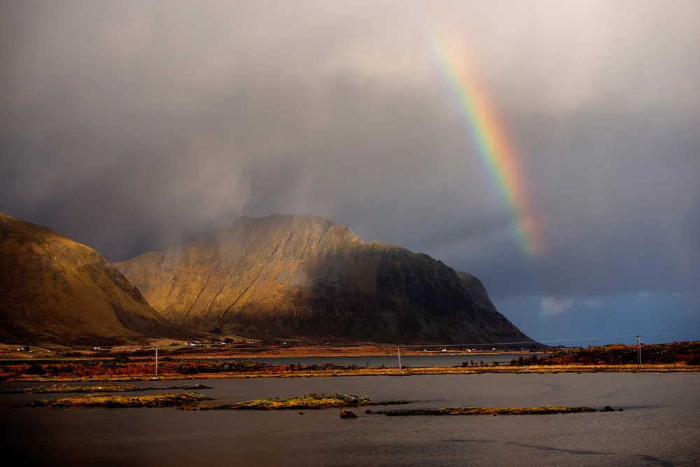 En stor del av turistene er nordmenn som ikke krysser grensen, og de er en minst like stor belastning på infrastruktur og natur som utenlandske turister, skriver Marius Holm og Synne Homble.