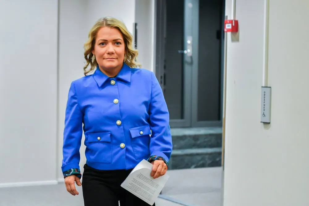 Forsknings- og utdanningsminister Sandra Borch (Sp) holdt pressekonferanse fredag kveld der hun kunngjorde at hun trekker seg.